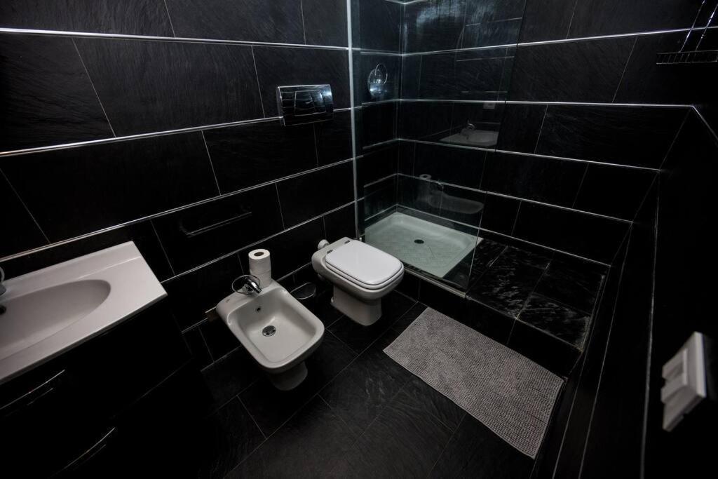 Wonderfull Two Floors Apartment Navigli Milan Luaran gambar
