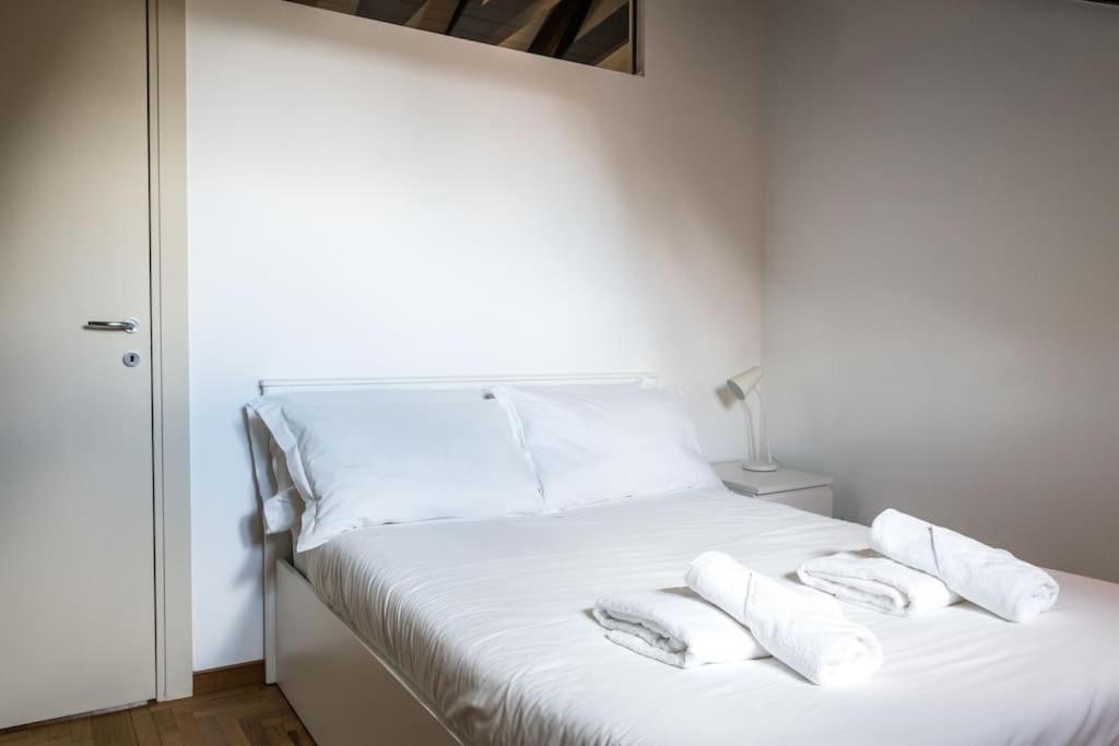 Wonderfull Two Floors Apartment Navigli Milan Luaran gambar