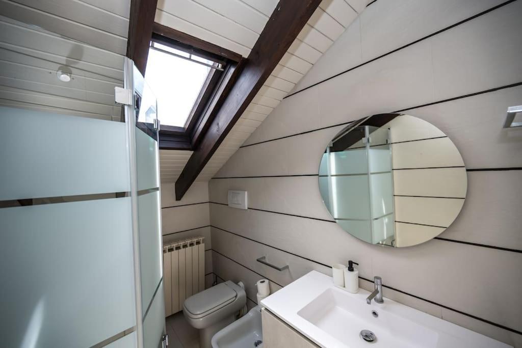 Wonderfull Two Floors Apartment Navigli Milan Luaran gambar