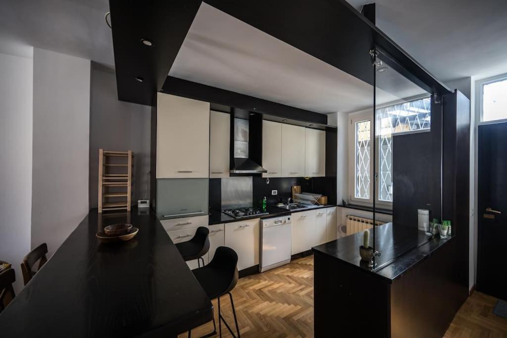 Wonderfull Two Floors Apartment Navigli Milan Luaran gambar