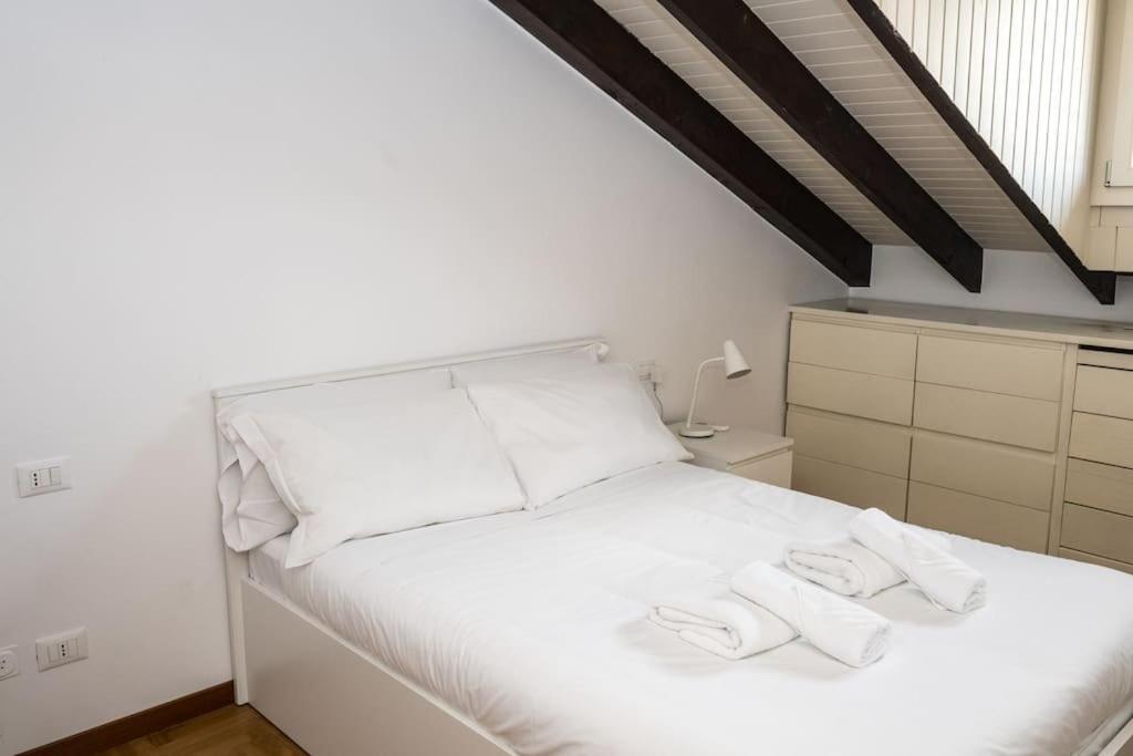 Wonderfull Two Floors Apartment Navigli Milan Luaran gambar